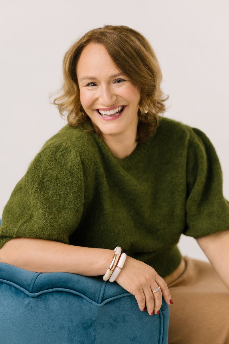 Carolyn Apostolou