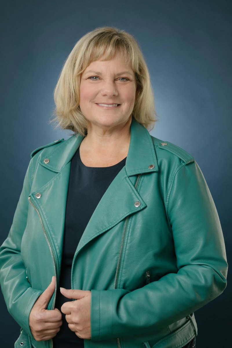 Laura Van Tyne