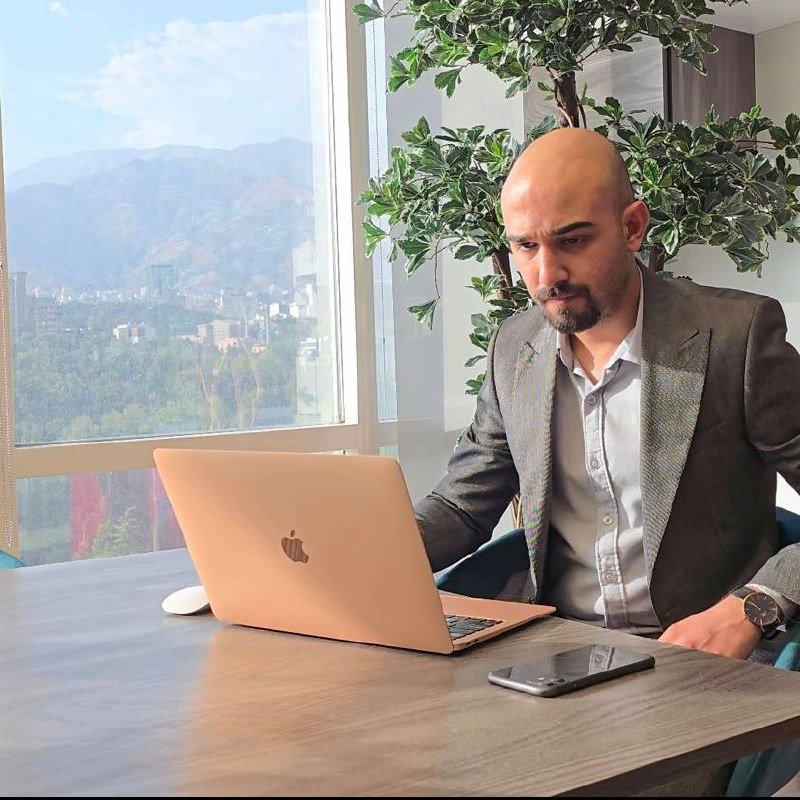 Taha Sharifan