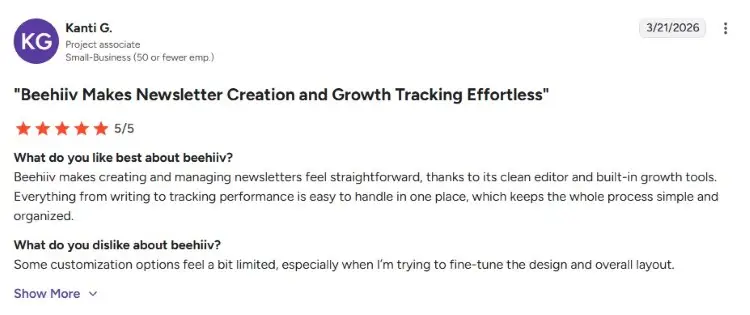 Customer review explaining why Beehiiv has really simplified newsletter creation and analytics tracking